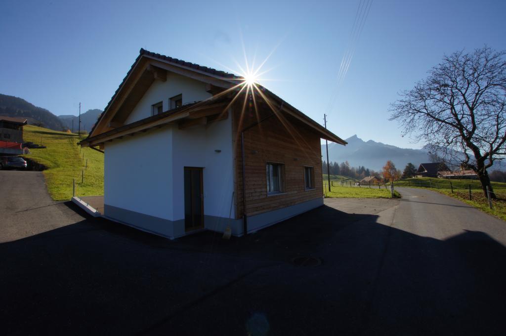 Reichenbach im Kandertal Gaestehaus Myhideaway חדר תמונה
